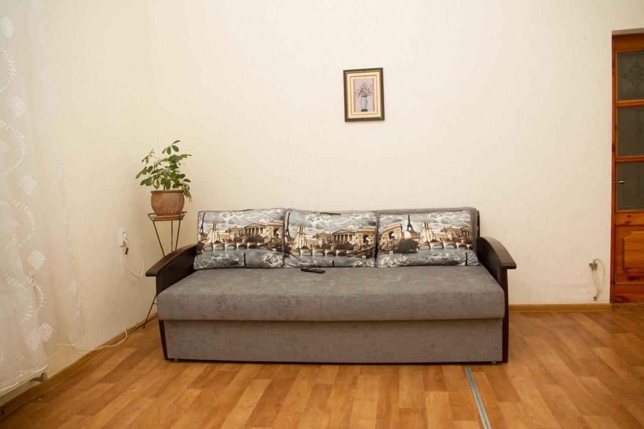 Apartment On Zhukovskogo Odesa Exterior photo